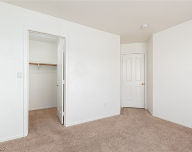 408 Madison Taylor Place - Photo Thumbnail 33