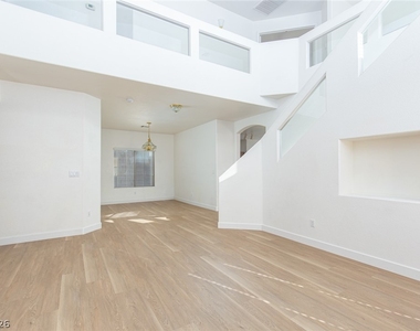 408 Madison Taylor Place - Photo Thumbnail 6