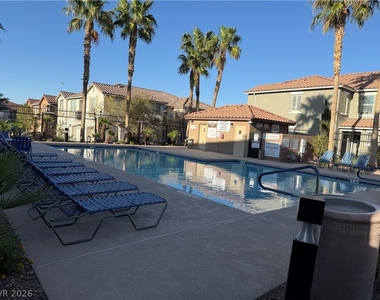 1358 Grass Creek Avenue - Photo Thumbnail 13