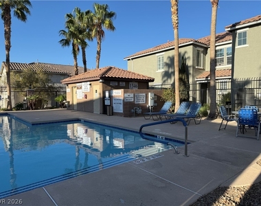 1358 Grass Creek Avenue - Photo Thumbnail 16