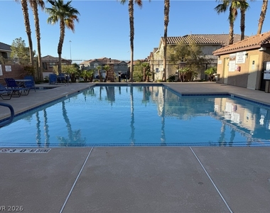 1358 Grass Creek Avenue - Photo Thumbnail 14