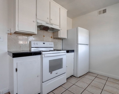 3237 Arlene Way - Photo Thumbnail 11