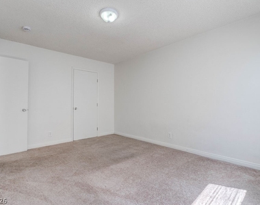 3237 Arlene Way - Photo Thumbnail 20