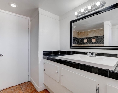 3237 Arlene Way - Photo Thumbnail 16