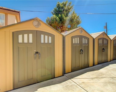 628 B Avenue - Photo Thumbnail 13