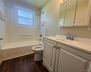 3365 Mckinley Parkway - Photo Thumbnail 6