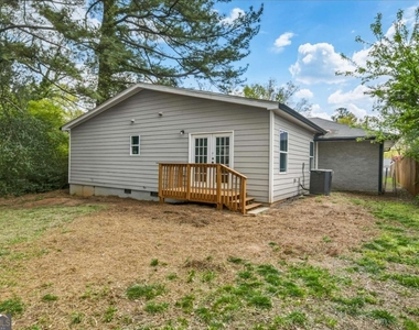 2866 Belvedere Lane - Photo Thumbnail 22
