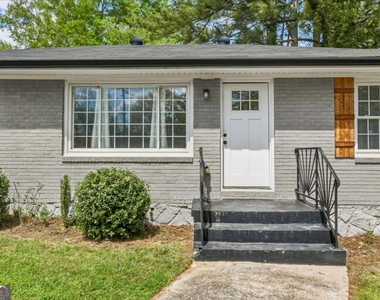 2866 Belvedere Lane - Photo Thumbnail 1