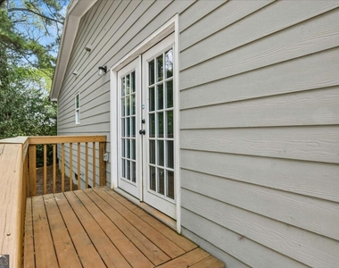 2866 Belvedere Lane - Photo Thumbnail 21
