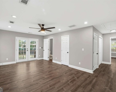 2866 Belvedere Lane - Photo Thumbnail 15