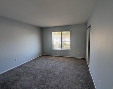36 Creek Road - Photo Thumbnail 22