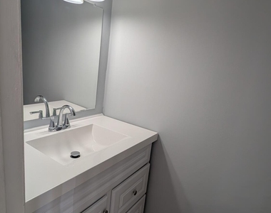 36 Creek Road - Photo Thumbnail 16