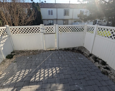 36 Creek Road - Photo Thumbnail 15