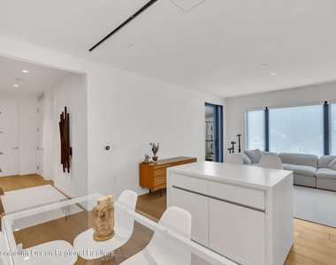 601 Heck Street - Photo Thumbnail 4