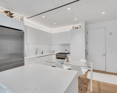 601 Heck Street - Photo Thumbnail 7