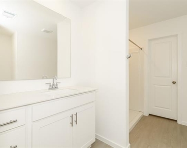 2708 River Knoll Lane - Photo Thumbnail 10