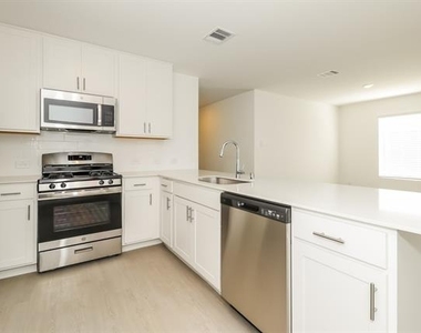 2708 River Knoll Lane - Photo Thumbnail 2