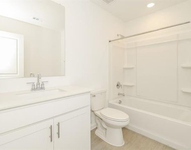 2708 River Knoll Lane - Photo Thumbnail 7