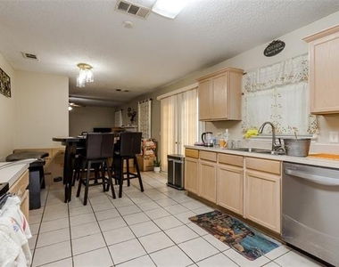 1308 Dundee Drive - Photo Thumbnail 26