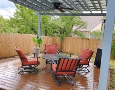 8324 Autumncrest Court - Photo Thumbnail 27