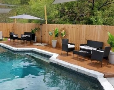 8324 Autumncrest Court - Photo Thumbnail 28