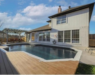 8324 Autumncrest Court - Photo Thumbnail 25