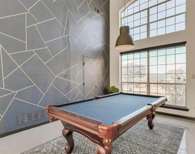 8324 Autumncrest Court - Photo Thumbnail 13