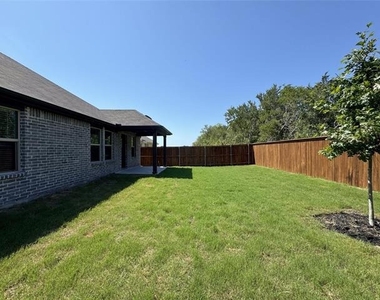 3720 Canyon Drive - Photo Thumbnail 18