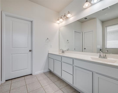 16309 Garden Drive - Photo Thumbnail 16