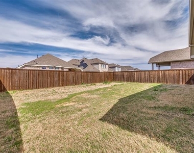 16309 Garden Drive - Photo Thumbnail 23
