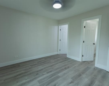 1716 Ethel Avenue - Photo Thumbnail 8