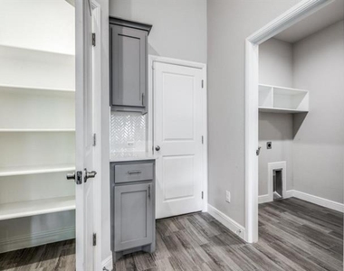 1316 Millerbird Way - Photo Thumbnail 7