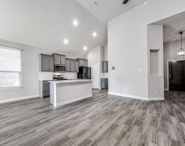 1316 Millerbird Way - Photo Thumbnail 4
