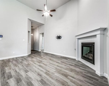 1316 Millerbird Way - Photo Thumbnail 8