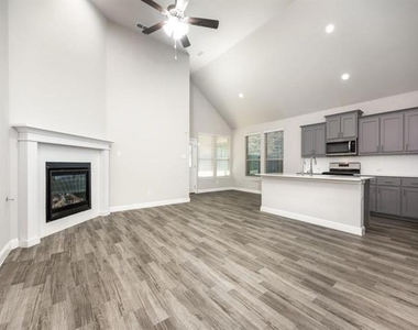 1316 Millerbird Way - Photo Thumbnail 9
