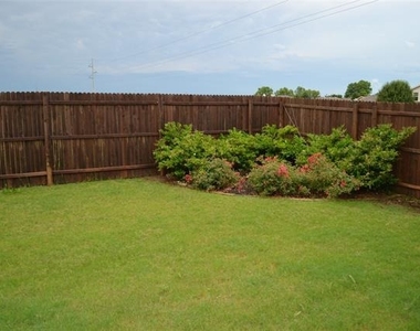 917 Swan Ridge Drive - Photo Thumbnail 10