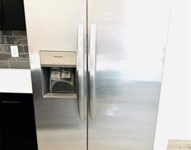 4548 Community Court - Photo Thumbnail 12