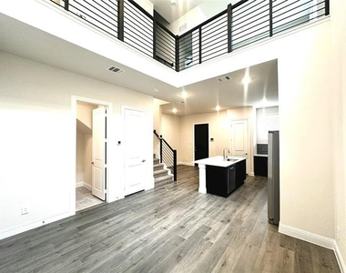 4548 Community Court - Photo Thumbnail 5