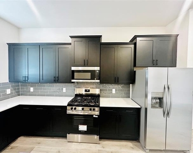 4548 Community Court - Photo Thumbnail 9