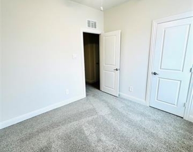 4548 Community Court - Photo Thumbnail 29
