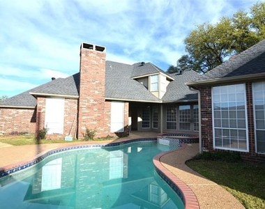 7000 Ivory Court - Photo Thumbnail 28