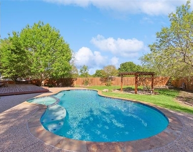 5615 Teal Court - Photo Thumbnail 30