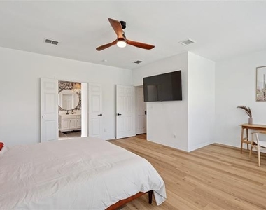 5615 Teal Court - Photo Thumbnail 15