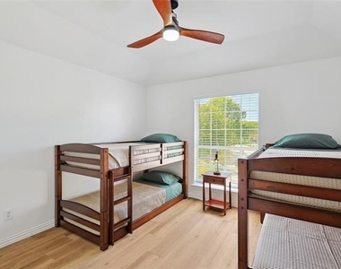 5615 Teal Court - Photo Thumbnail 26
