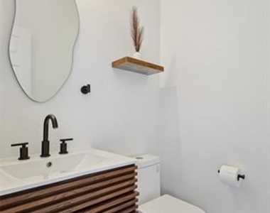 5615 Teal Court - Photo Thumbnail 13