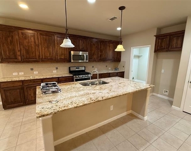 309 Sir Brine Drive - Photo Thumbnail 9