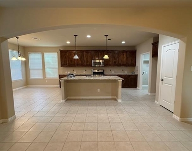 309 Sir Brine Drive - Photo Thumbnail 7