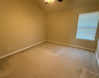 309 Sir Brine Drive - Photo Thumbnail 23