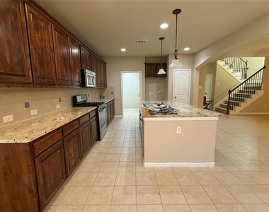 309 Sir Brine Drive - Photo Thumbnail 10