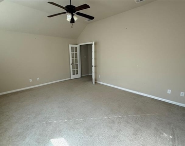 309 Sir Brine Drive - Photo Thumbnail 26